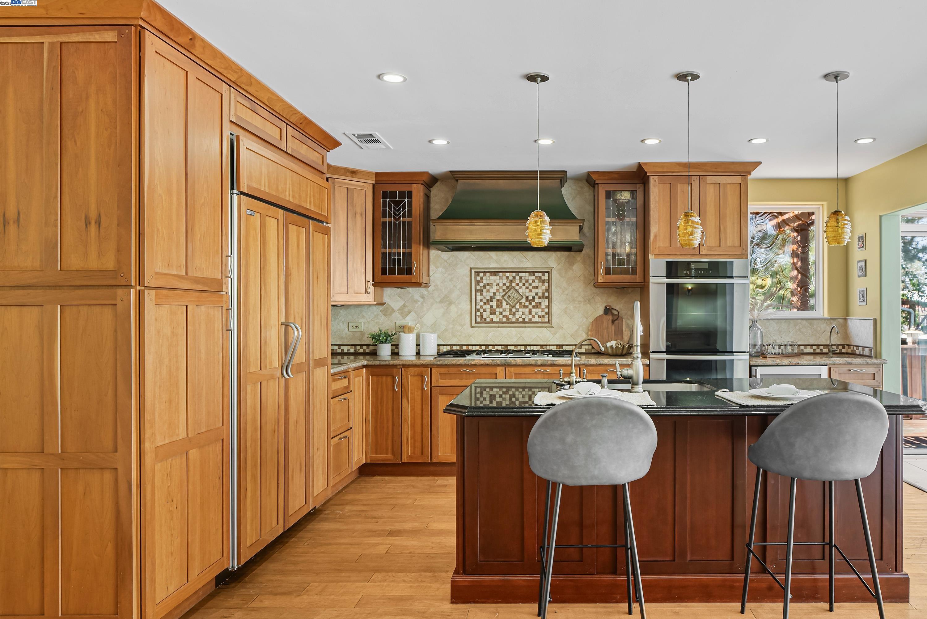 Pleasanton, California, 94566, United States, 4 Bedrooms Bedrooms, ,3 BathroomsBathrooms,Residential,For Sale,1940349