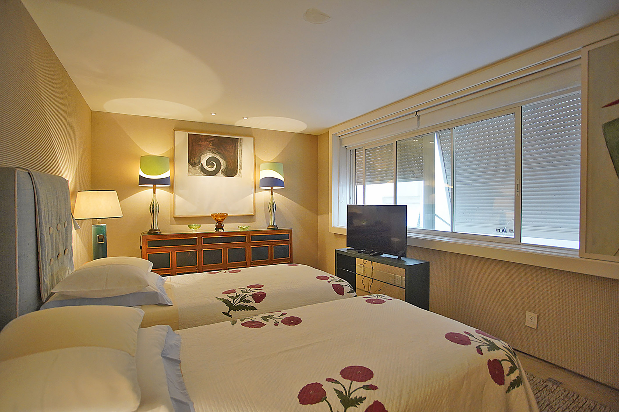  Oceanfront duplex penthouse with panoramic views and refined interiors - 物件實景
