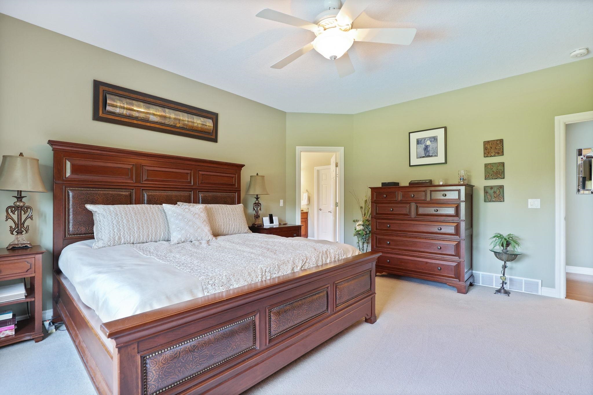 Frankenmuth, Michigan, 48734, United States, 5 Bedrooms Bedrooms, ,5 BathroomsBathrooms,Residential,For Sale,1989932