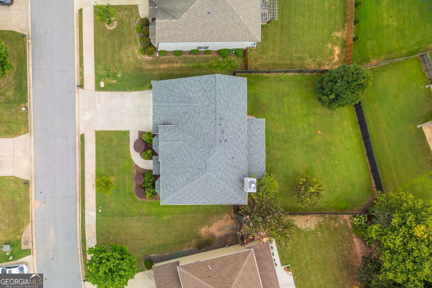 Cumming, Georgia, 30041, United States, 5 Bedrooms Bedrooms, ,3 BathroomsBathrooms,Residential,For Sale,1920285