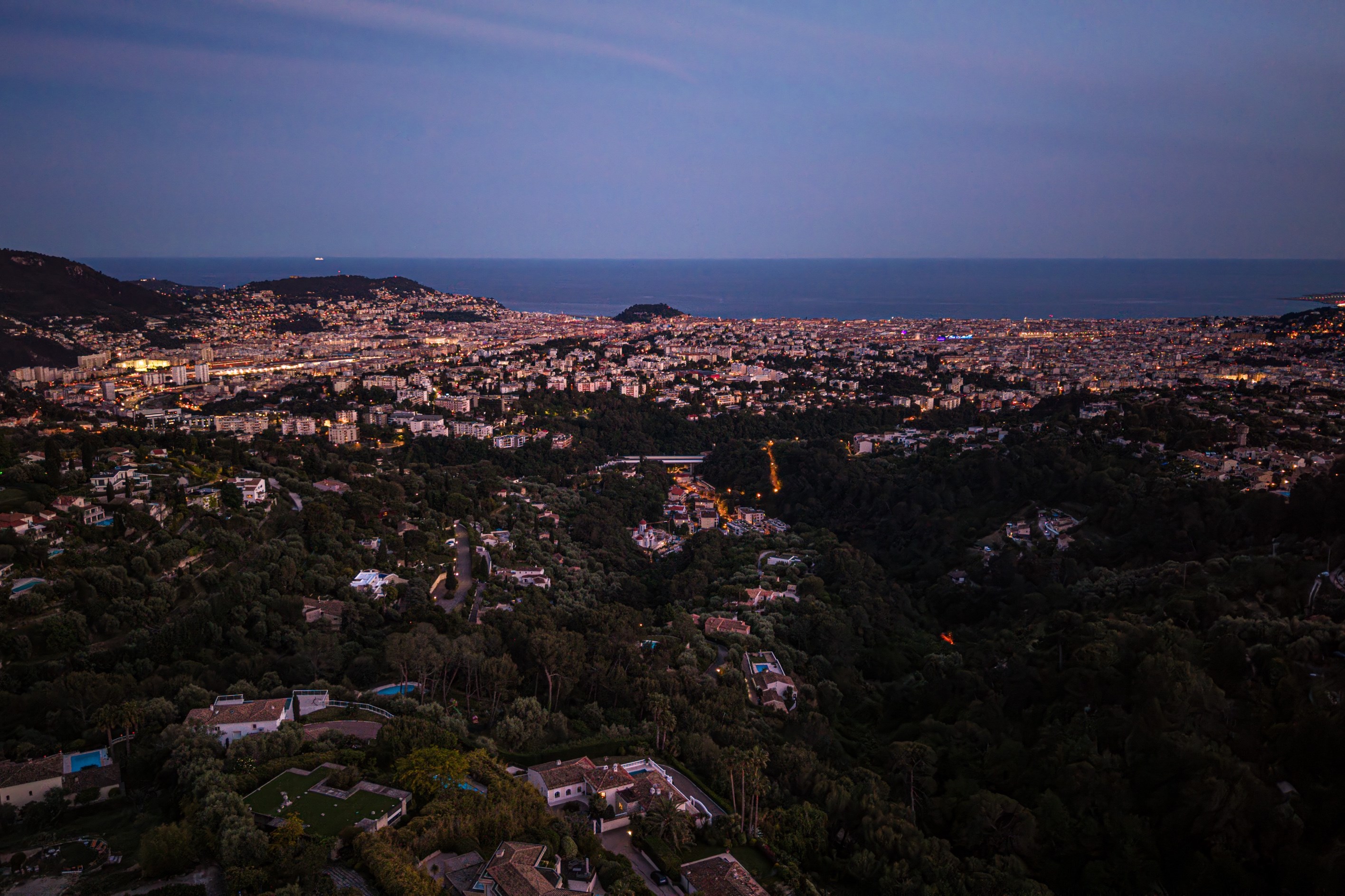  Gairaut : exceptional contemporary villa with panoramic sea views - 物件實景