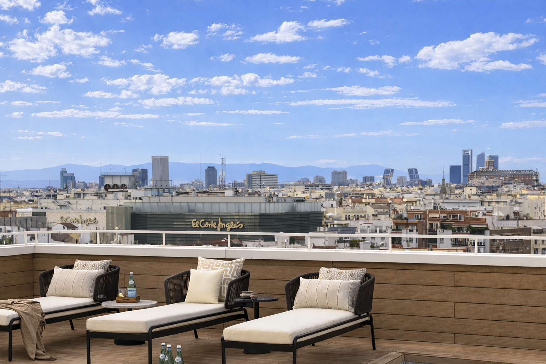  Renovated penthouse with terrace and pool in the heart of Madrid - 物件實景