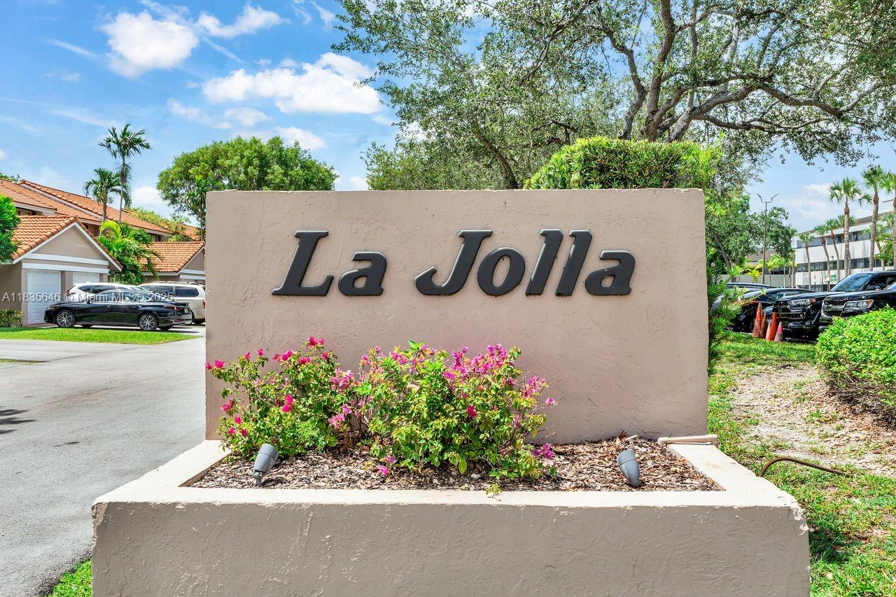 Miami, Florida, 33176, United States, 3 Bedrooms Bedrooms, ,3 BathroomsBathrooms,Residential,For Sale,1885670