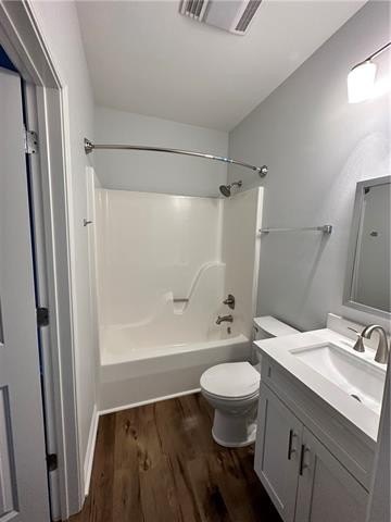 Mandeville, Louisiana, 70448, United States, ,Residential,For Sale,1978256