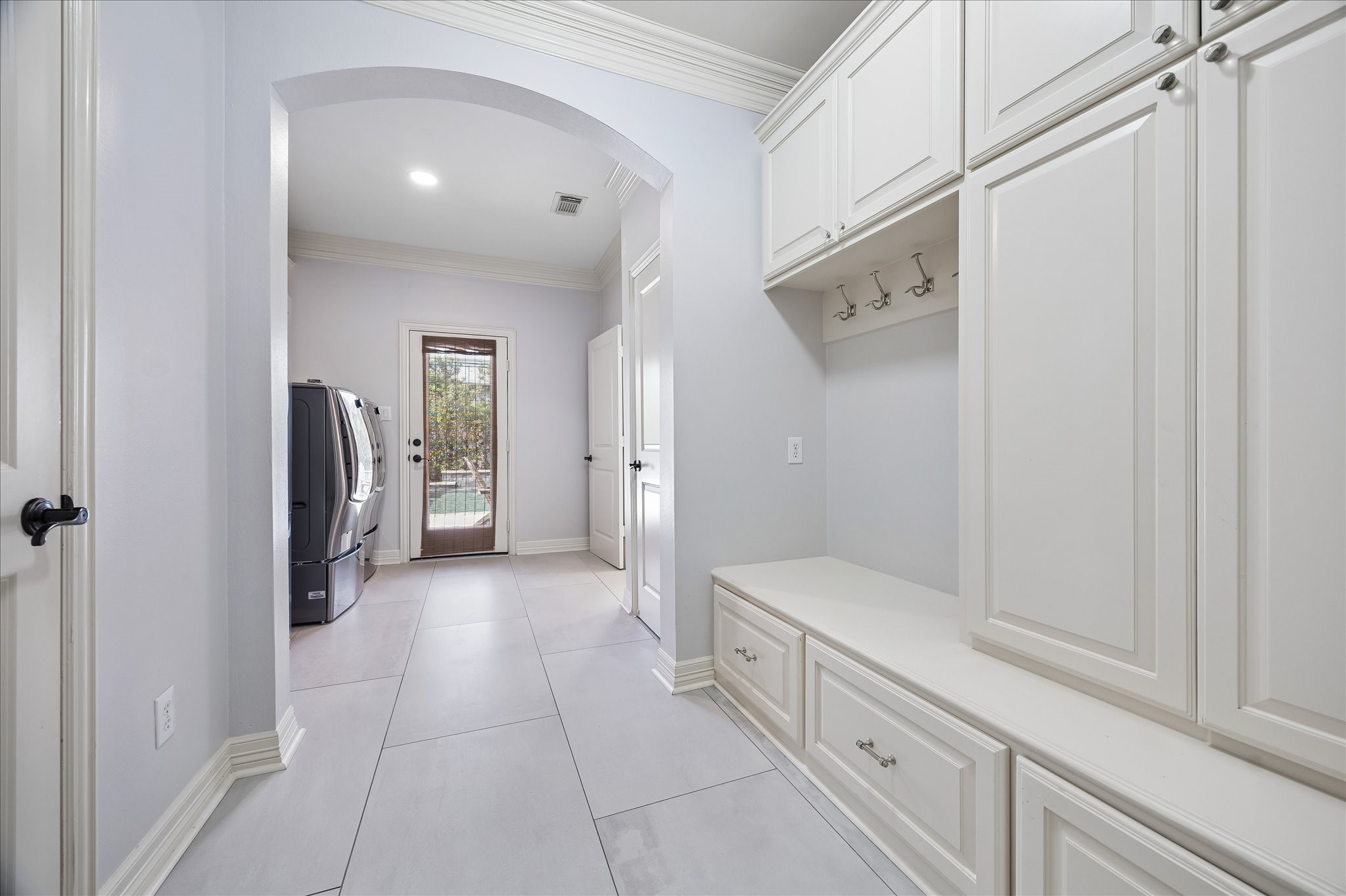  3642 Aberdeen Way - 物件實景