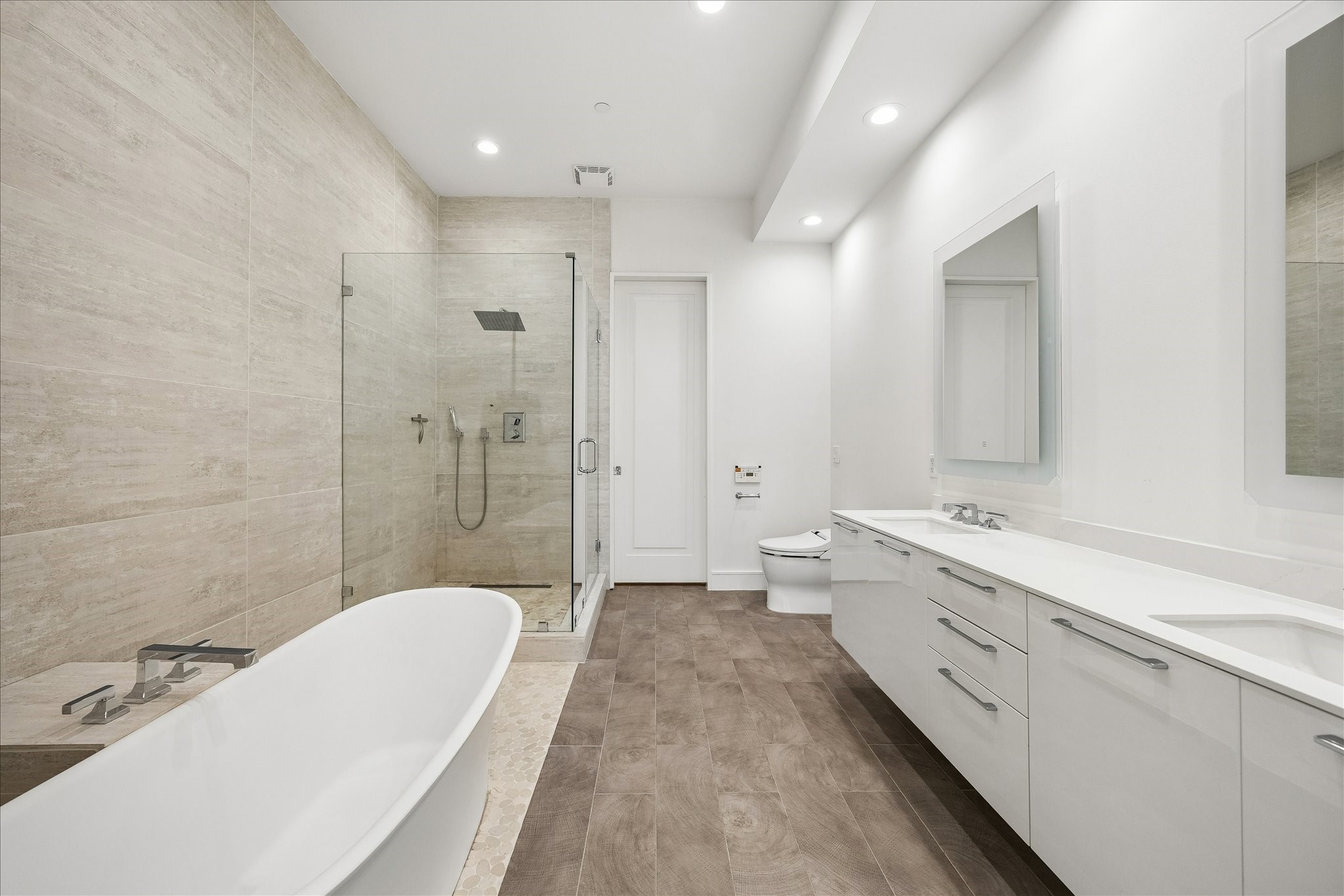  2727 Kirby Drive #11D - 物件實景