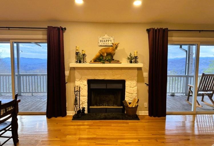 Hayesville, North Carolina, 28904, United States, 2 Bedrooms Bedrooms, ,3 BathroomsBathrooms,Residential,For Sale,1762201