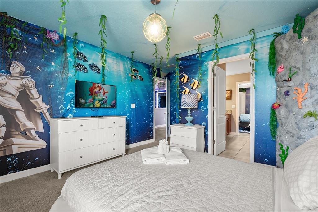 Davenport, Florida, 33896, United States, 8 Bedrooms Bedrooms, ,5 BathroomsBathrooms,Residential,For Sale,1896133