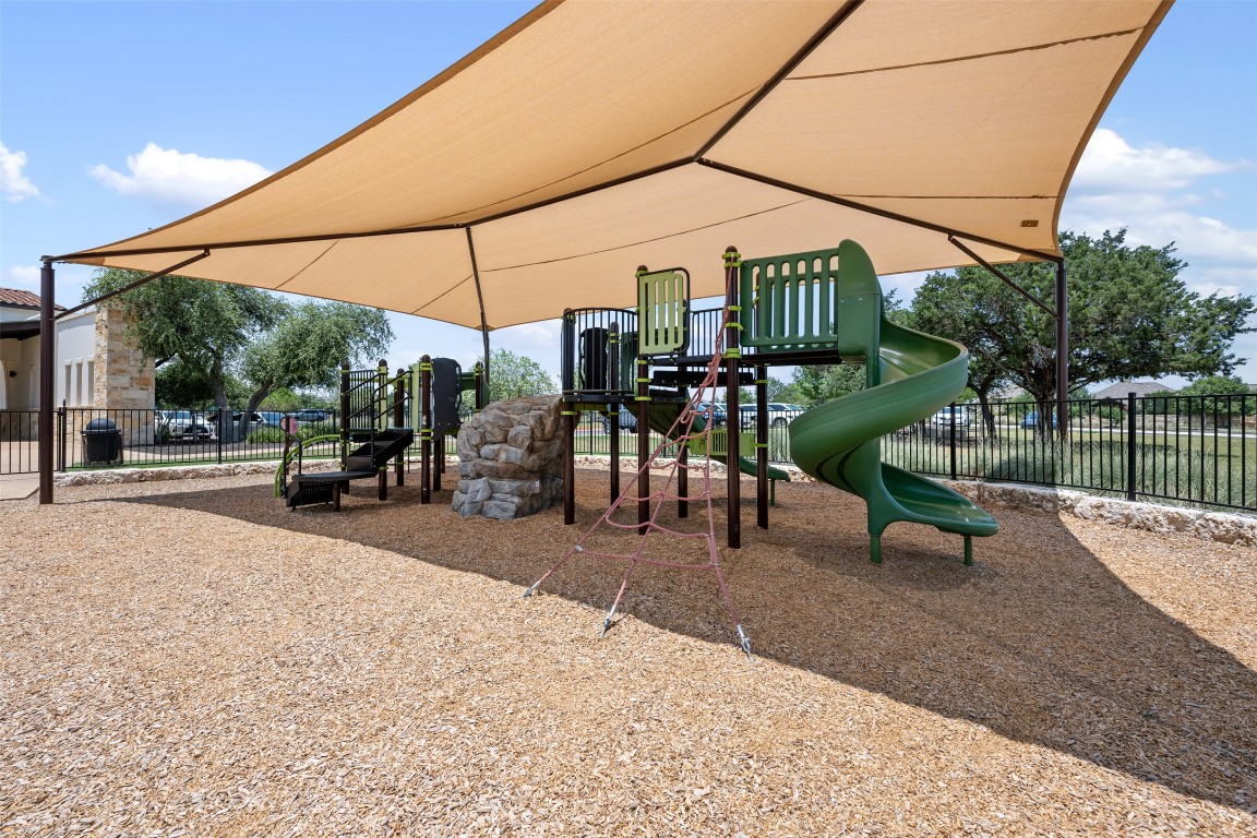 Austin, Texas, 78738, United States, 4 Bedrooms Bedrooms, ,4 BathroomsBathrooms,Residential,For Sale,1917750