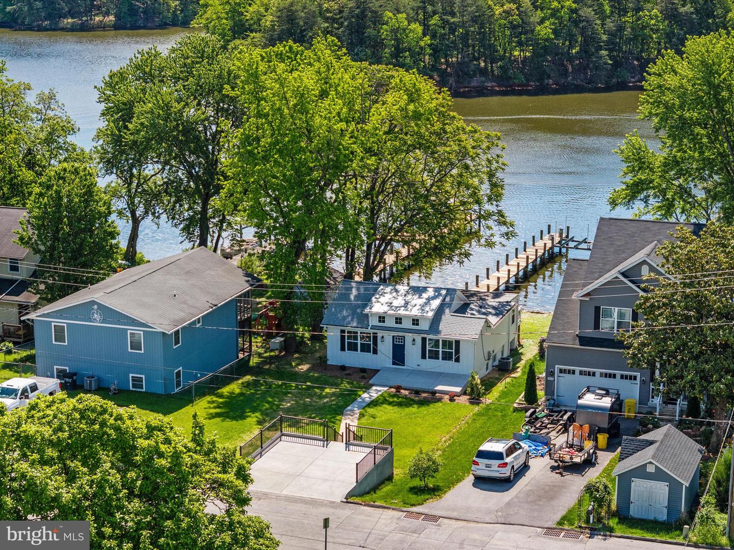 Glen Burnie, Maryland, 21060, United States, 3 Bedrooms Bedrooms, ,2 BathroomsBathrooms,Residential,For Sale,1958960