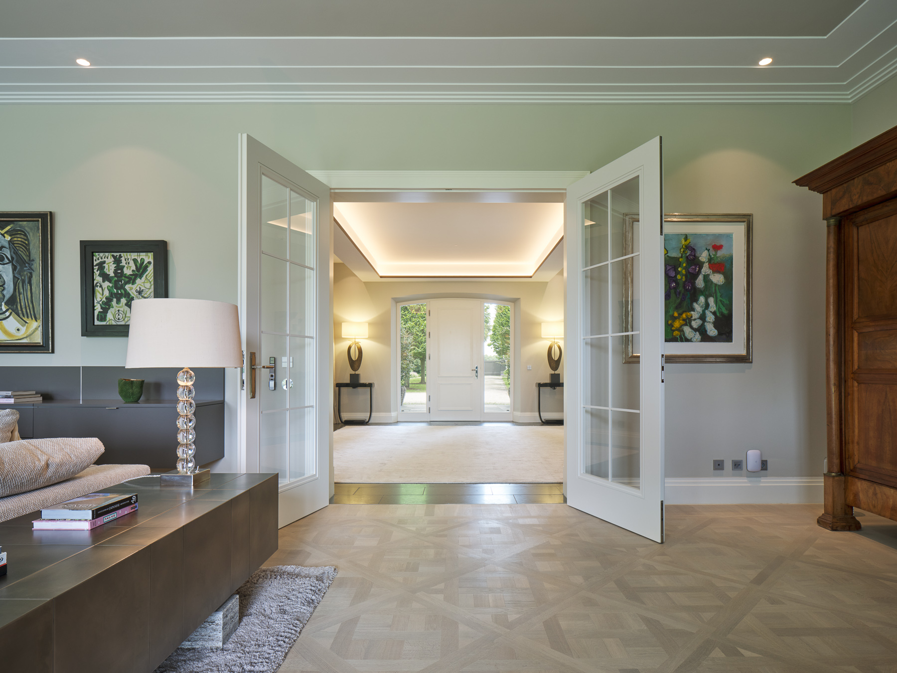  Architecturally Significant Villa Estate with Private Park in a Prime Central - 物件實景