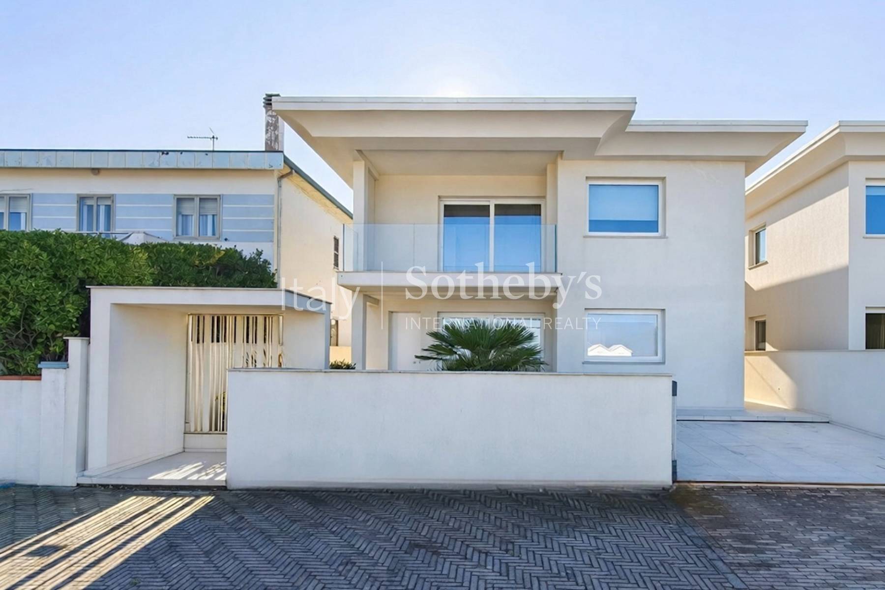  Rare Contemporary Seafront Residence in Le Marche - 物件實景