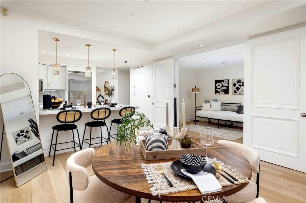 Irvine, California, 92612, United States, 2 Bedrooms Bedrooms, ,2 BathroomsBathrooms,Residential,For Sale,1989675