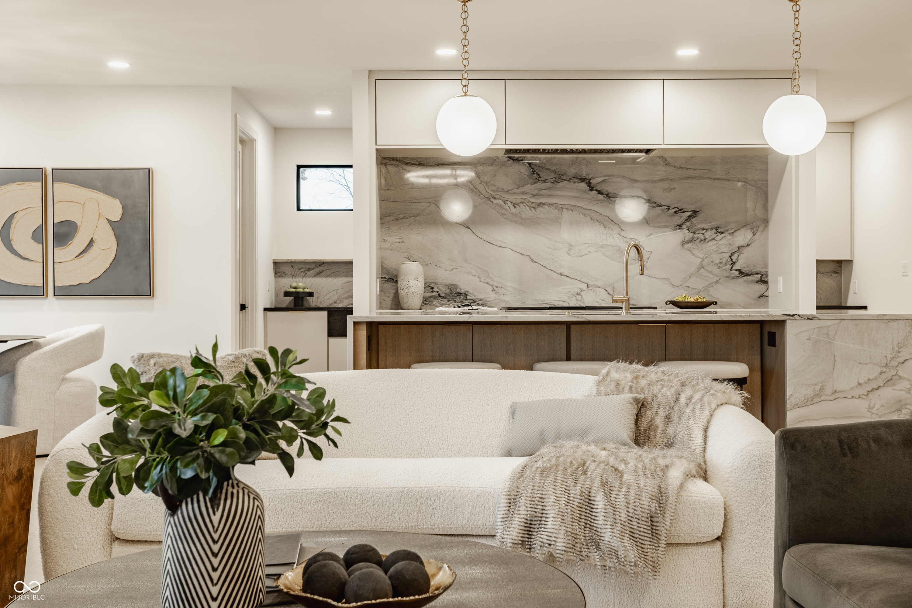 Bargersville, Indiana, 46106, United States, 5 Bedrooms Bedrooms, ,6 BathroomsBathrooms,Residential,For Sale,1977428