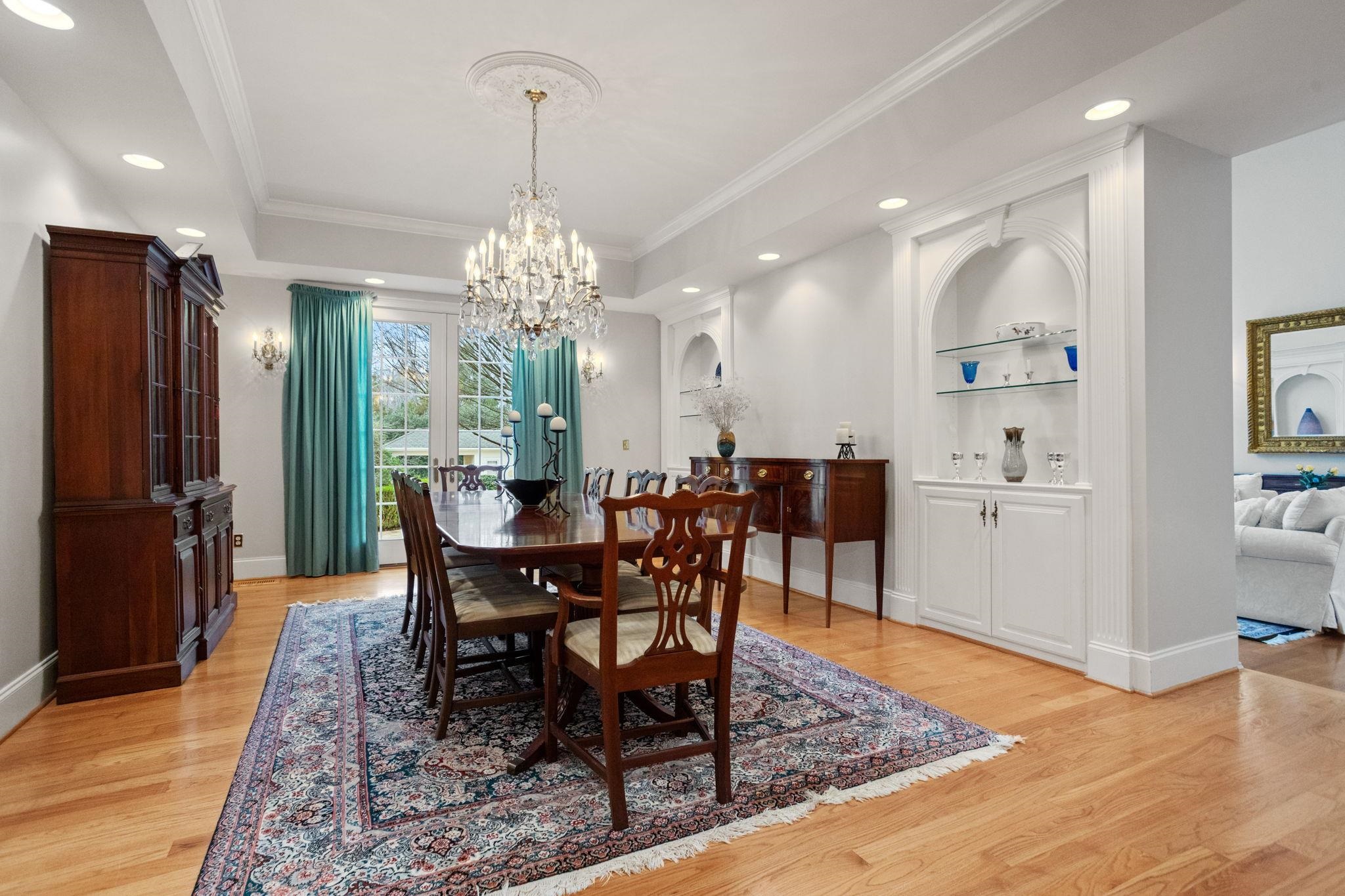 Spartanburg, South Carolina, 29301, United States, 5 Bedrooms Bedrooms, ,7 BathroomsBathrooms,Residential,For Sale,2008167