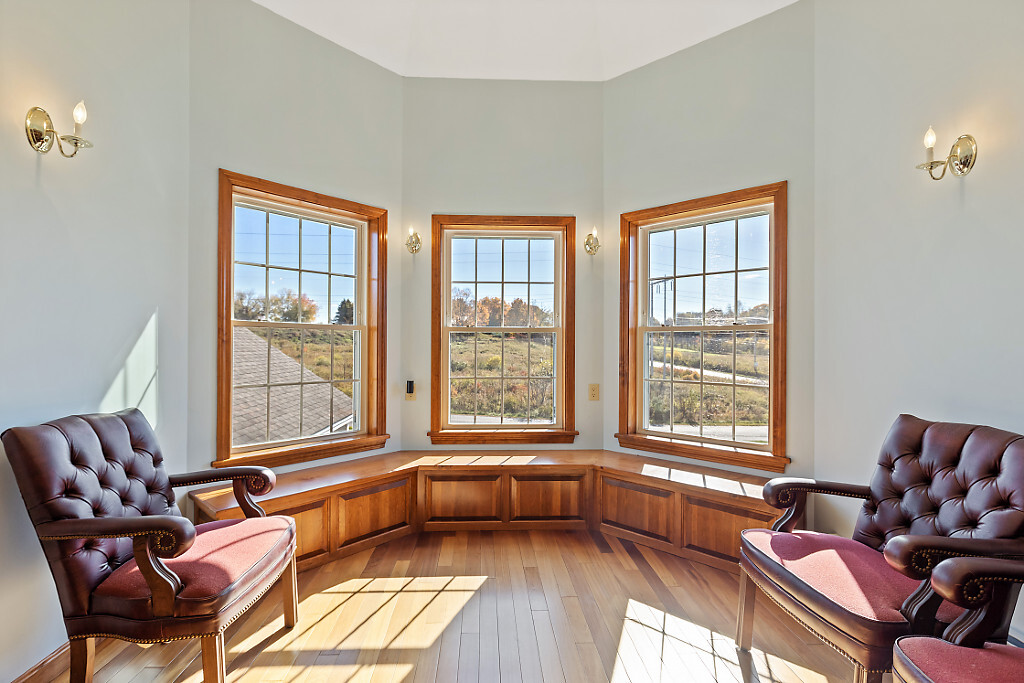 Waterville, Maine, 04901, United States, 4 Bedrooms Bedrooms, ,3 BathroomsBathrooms,Residential,For Sale,1993440