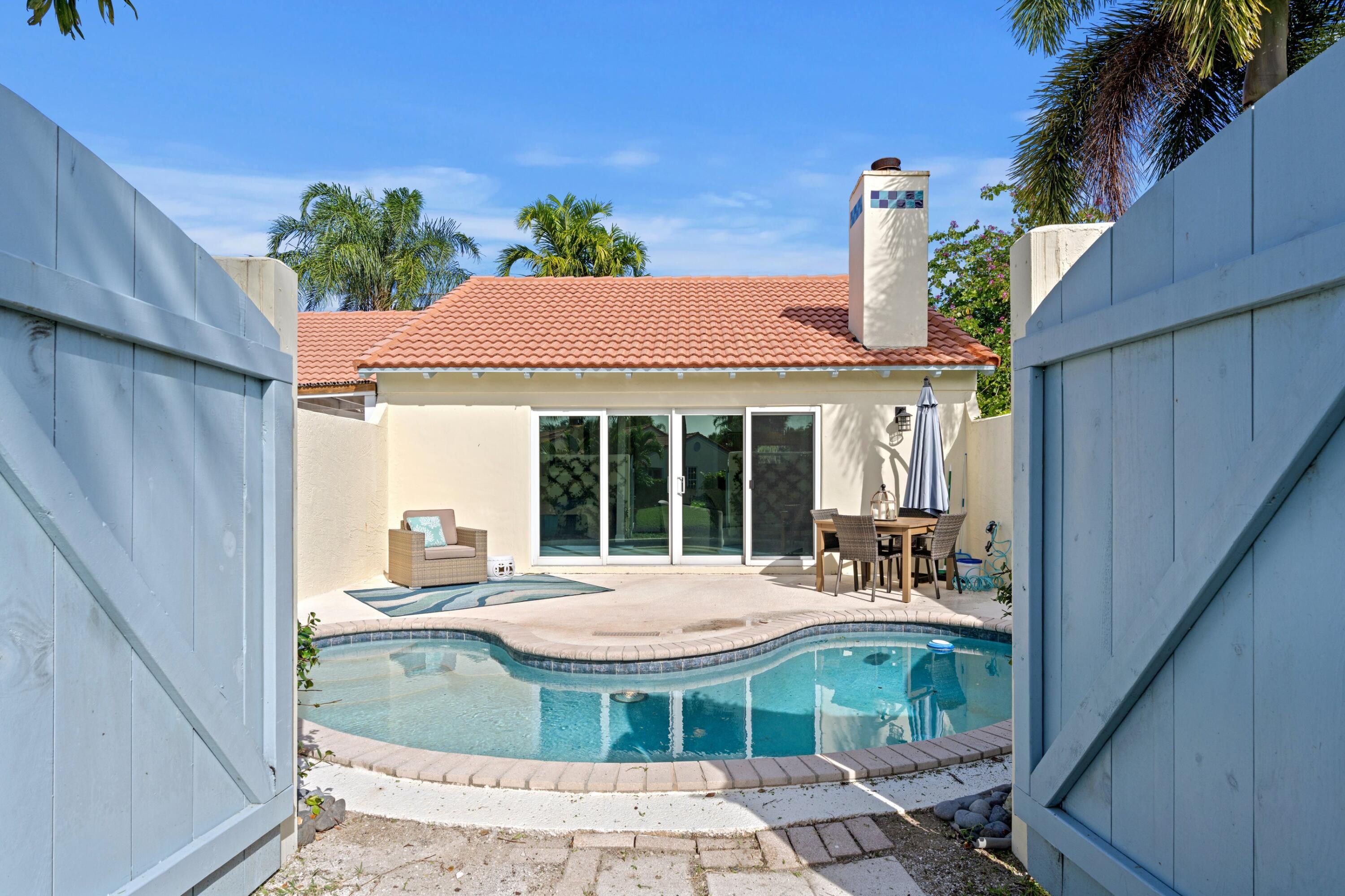  2211 Las Casitas Drive - 物件實景