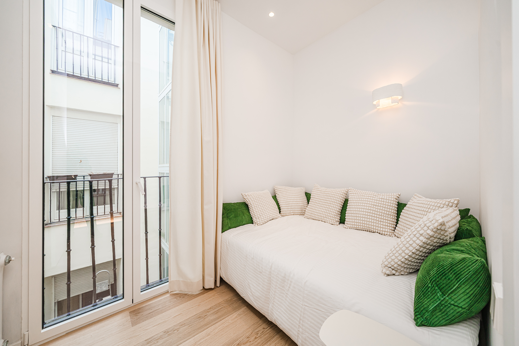  Brand new renovated flat with two balconies to Barrio de las Letras - 物件實景