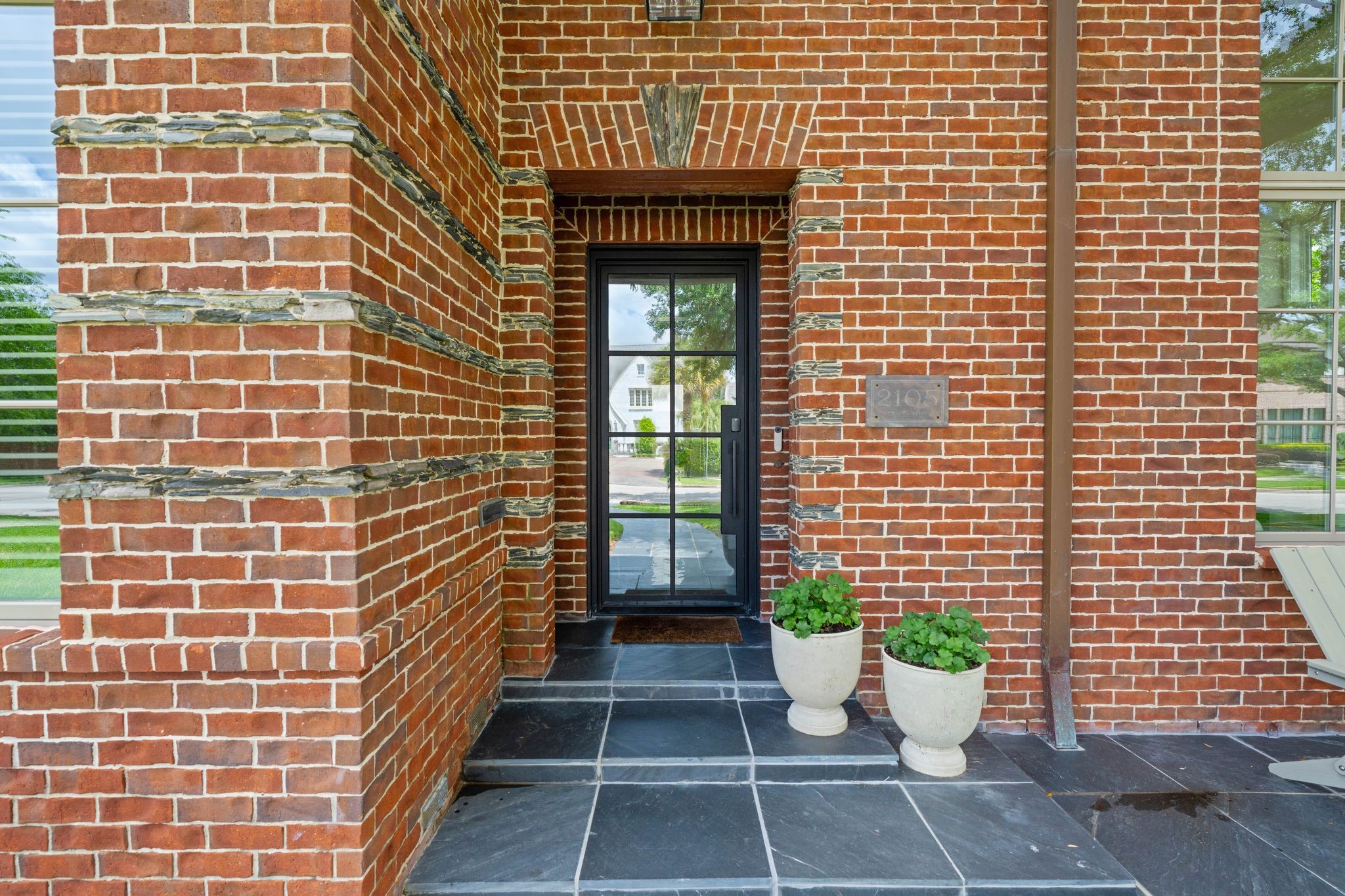  2105 Pelham Drive - 物件實景