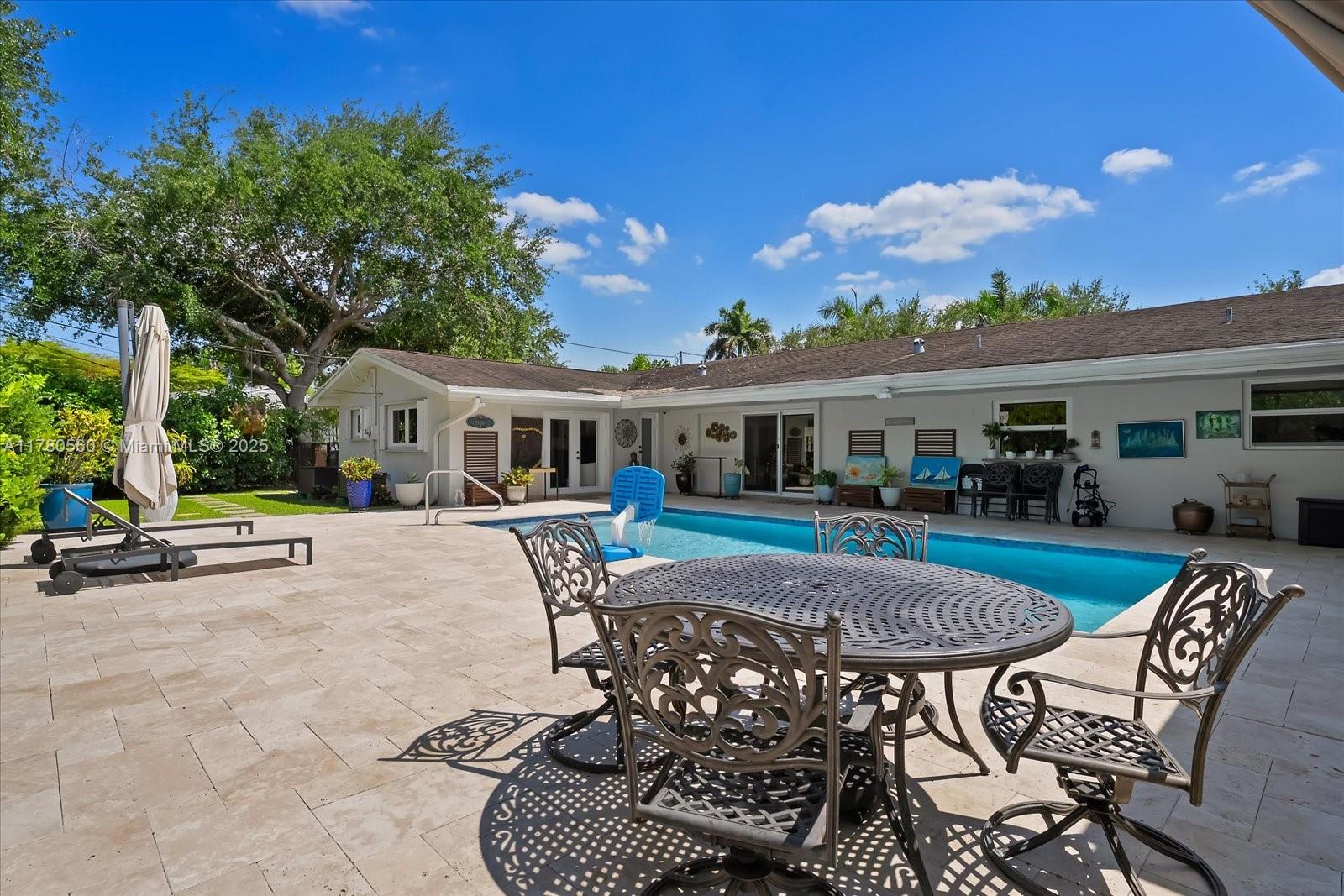 Palmetto Bay, Florida, 33158, United States, 4 Bedrooms Bedrooms, ,3 BathroomsBathrooms,Residential,For Sale,1995550