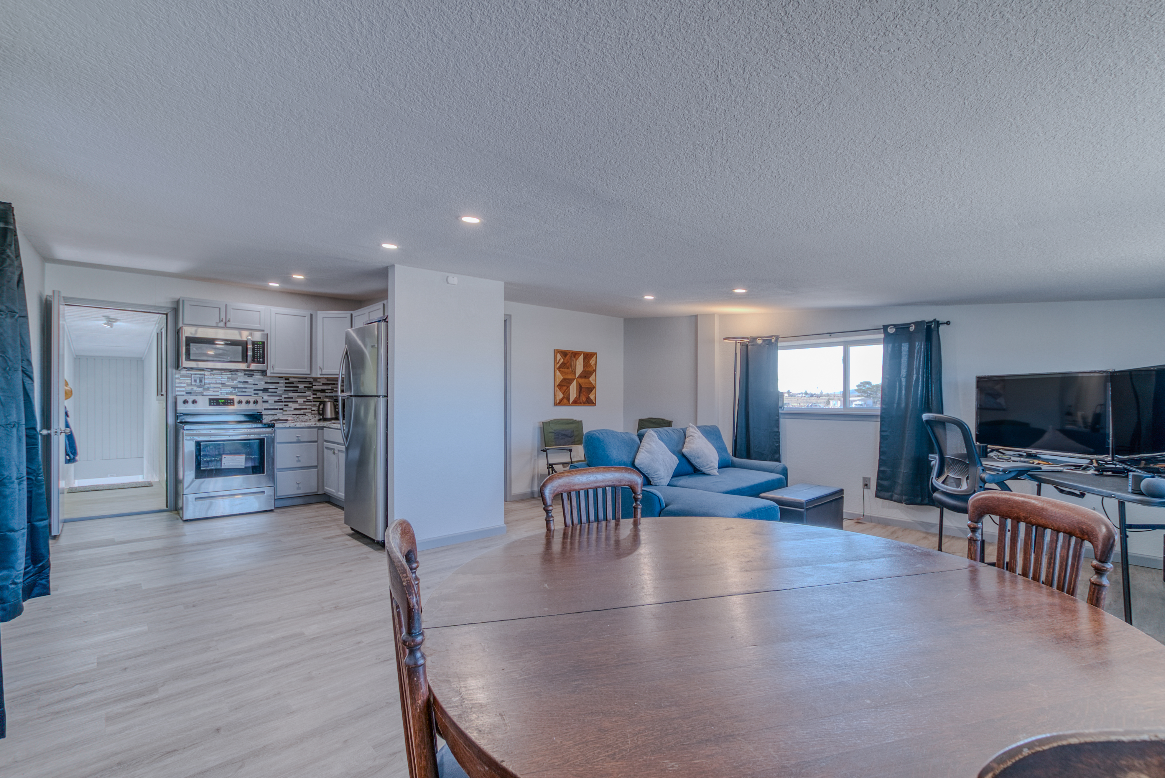 Carrizozo, New Mexico, 88301, United States, 3 Bedrooms Bedrooms, ,3 BathroomsBathrooms,Residential,For Sale,1695318