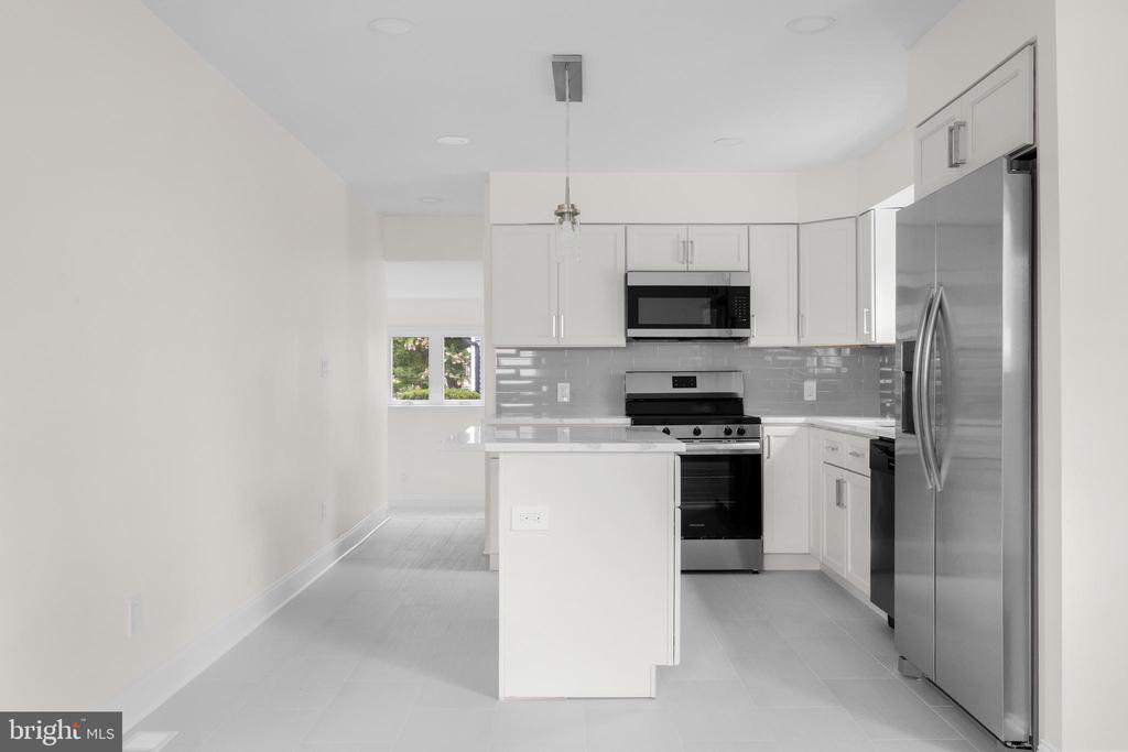 Cherry Hill, New Jersey, 08002, United States, 3 Bedrooms Bedrooms, ,3 BathroomsBathrooms,Residential,For Sale,1921829