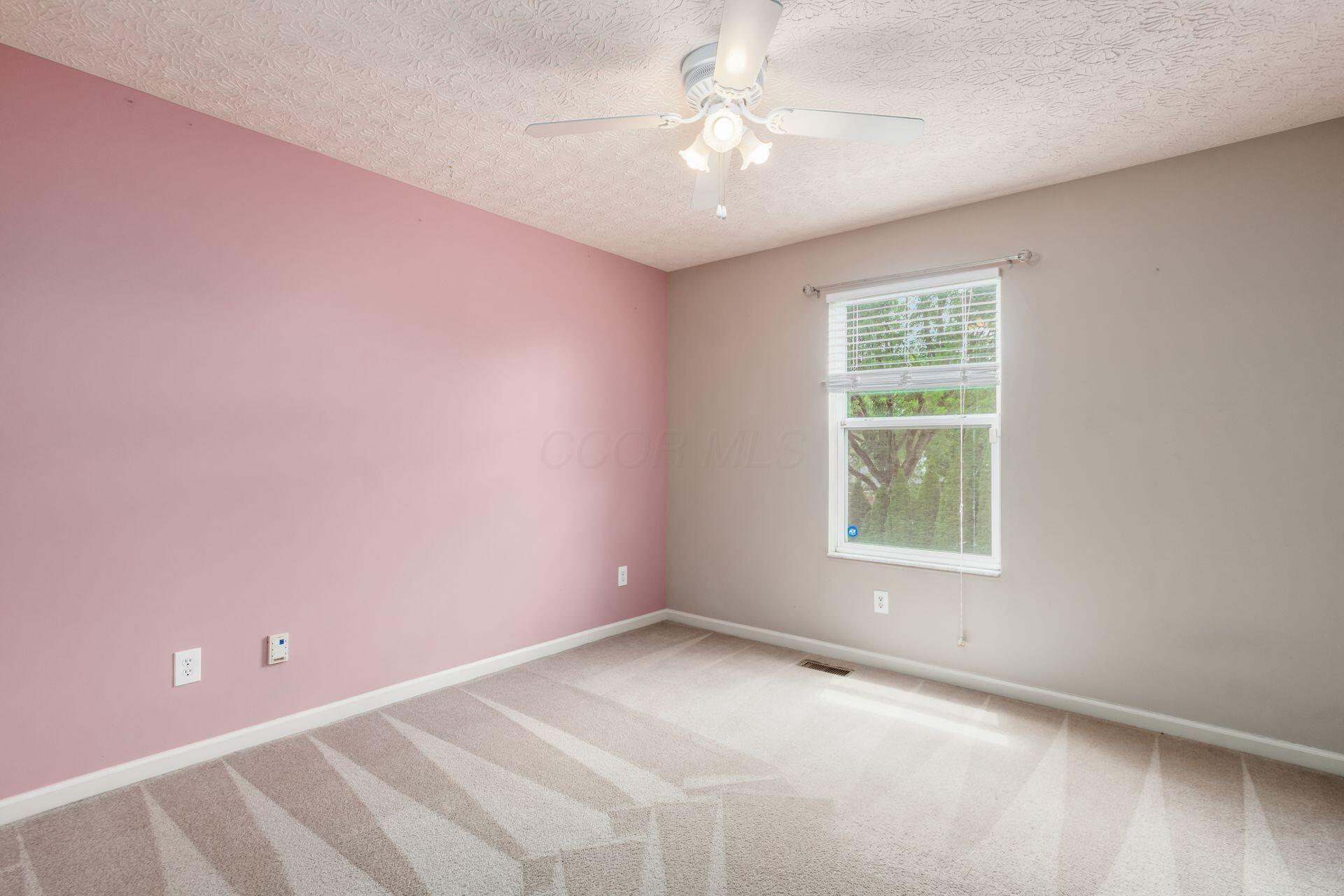 Grove City, Ohio, 43123, United States, 4 Bedrooms Bedrooms, ,3 BathroomsBathrooms,Residential,For Sale,1882454