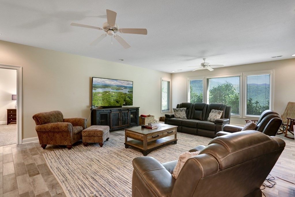 Young Harris, Georgia, 30582, United States, 4 Bedrooms Bedrooms, ,3 BathroomsBathrooms,Residential,For Sale,1944949