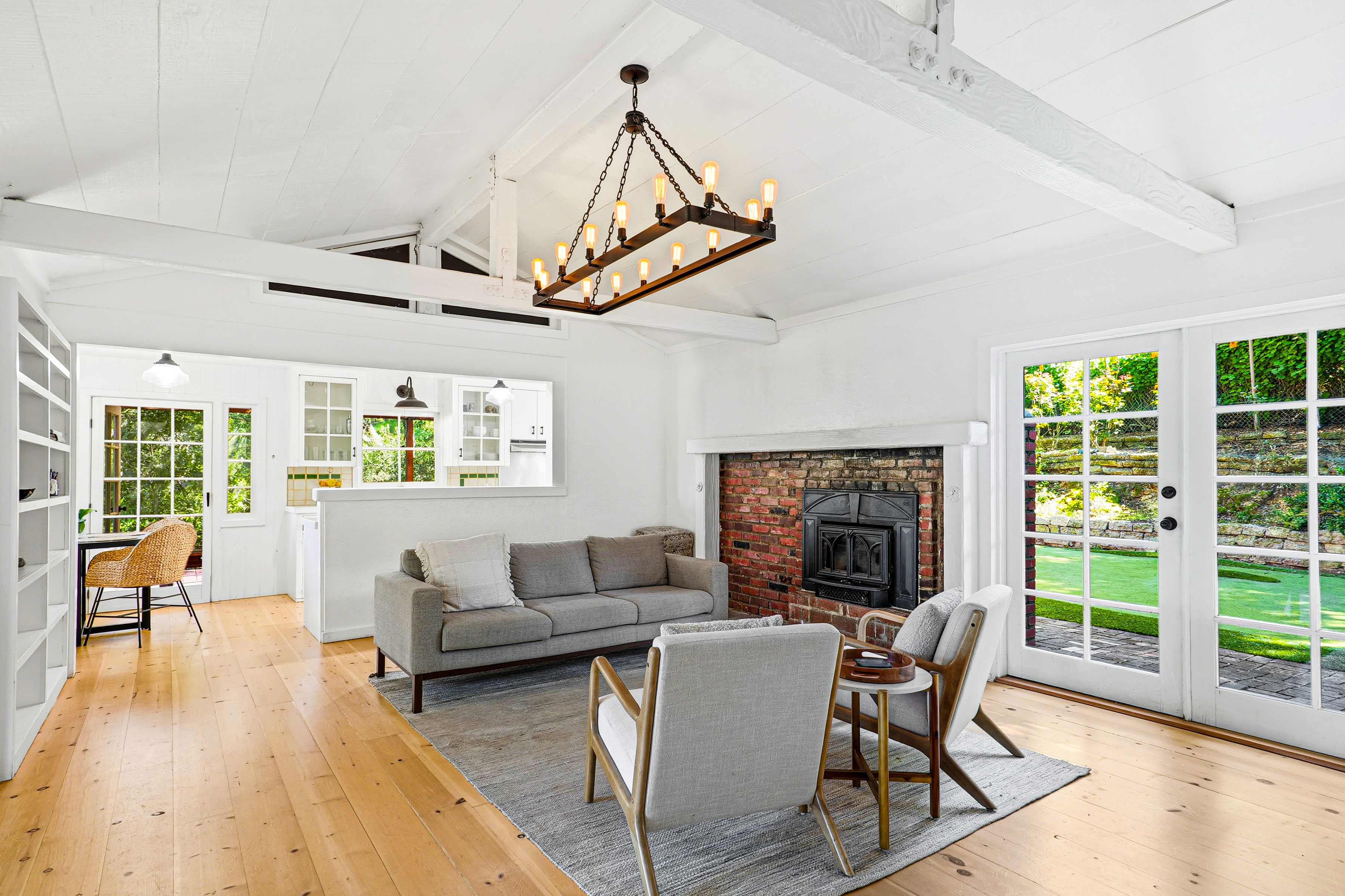  21042 Entrada Rd - 物件實景