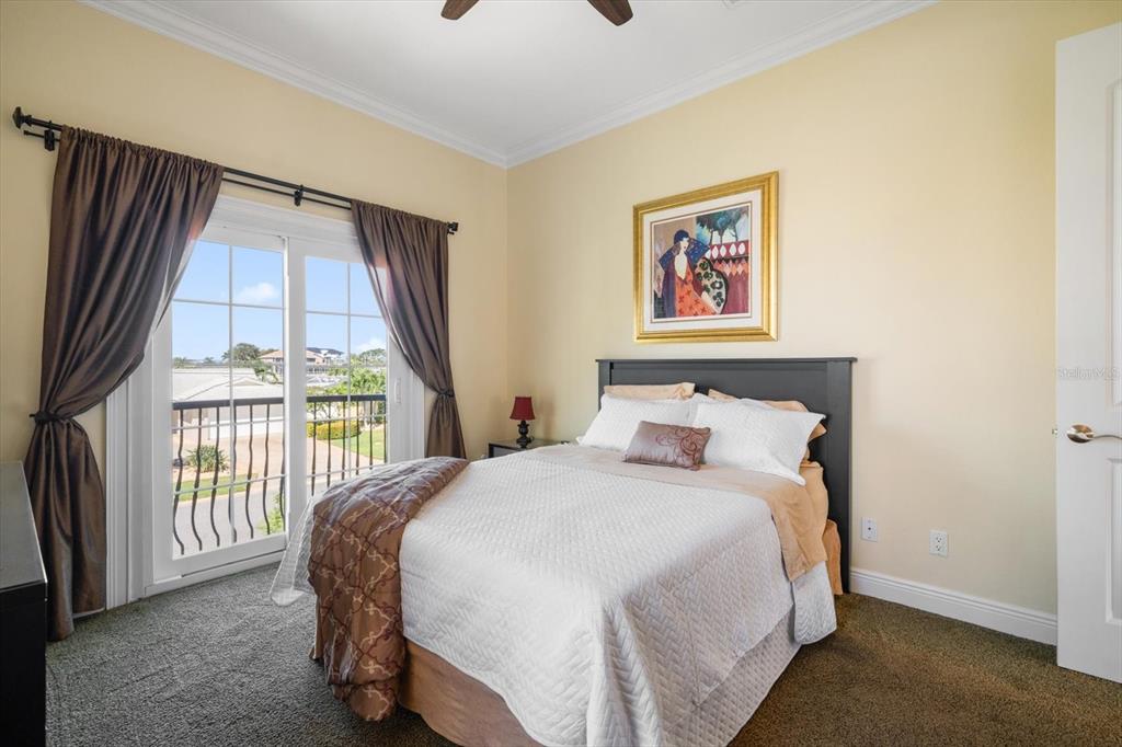 Largo, Florida, 33770, United States, 5 Bedrooms Bedrooms, ,4 BathroomsBathrooms,Residential,For Sale,2002964