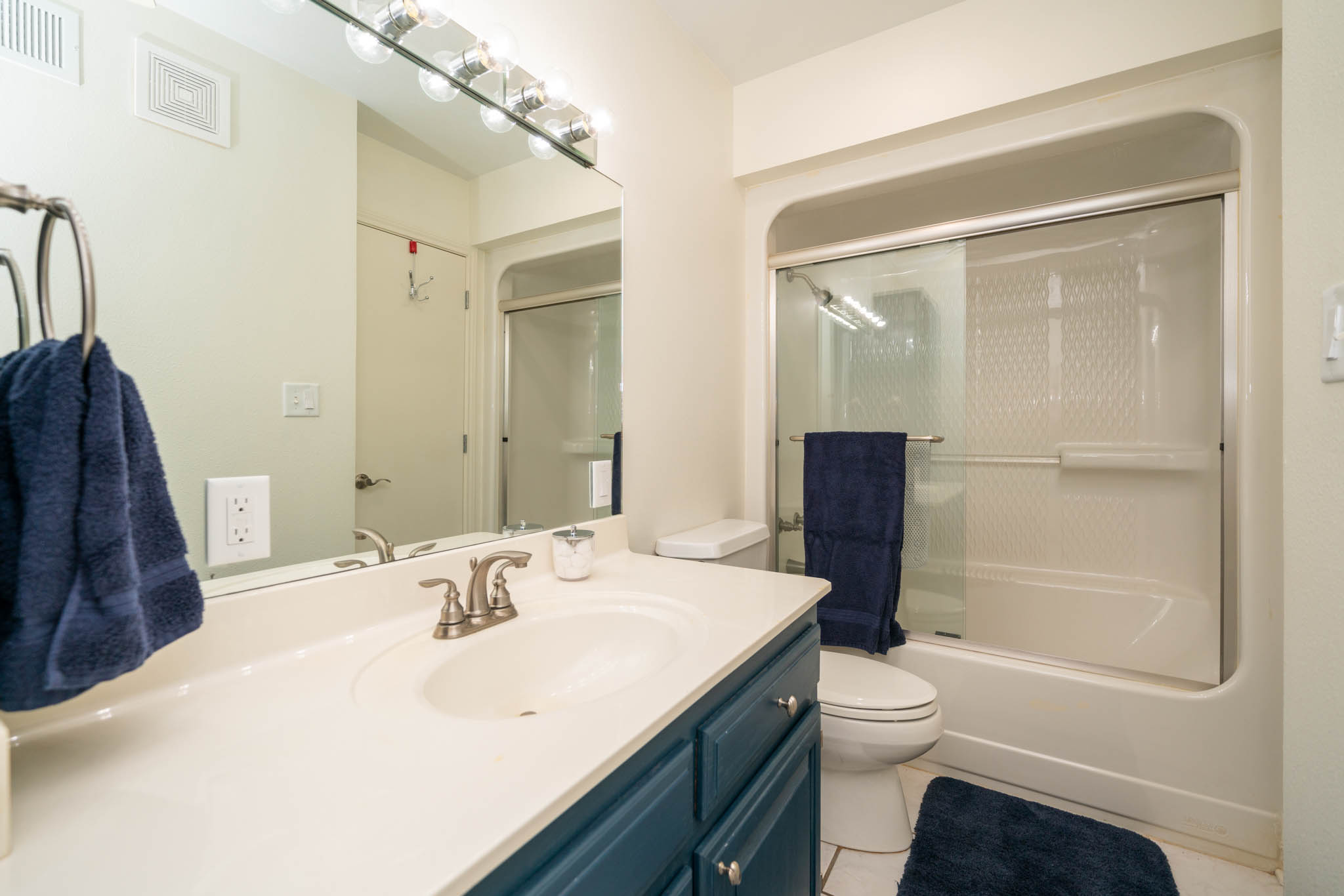 Rusk, Texas, 75785, United States, 4 Bedrooms Bedrooms, ,4 BathroomsBathrooms,Residential,For Sale,1930164