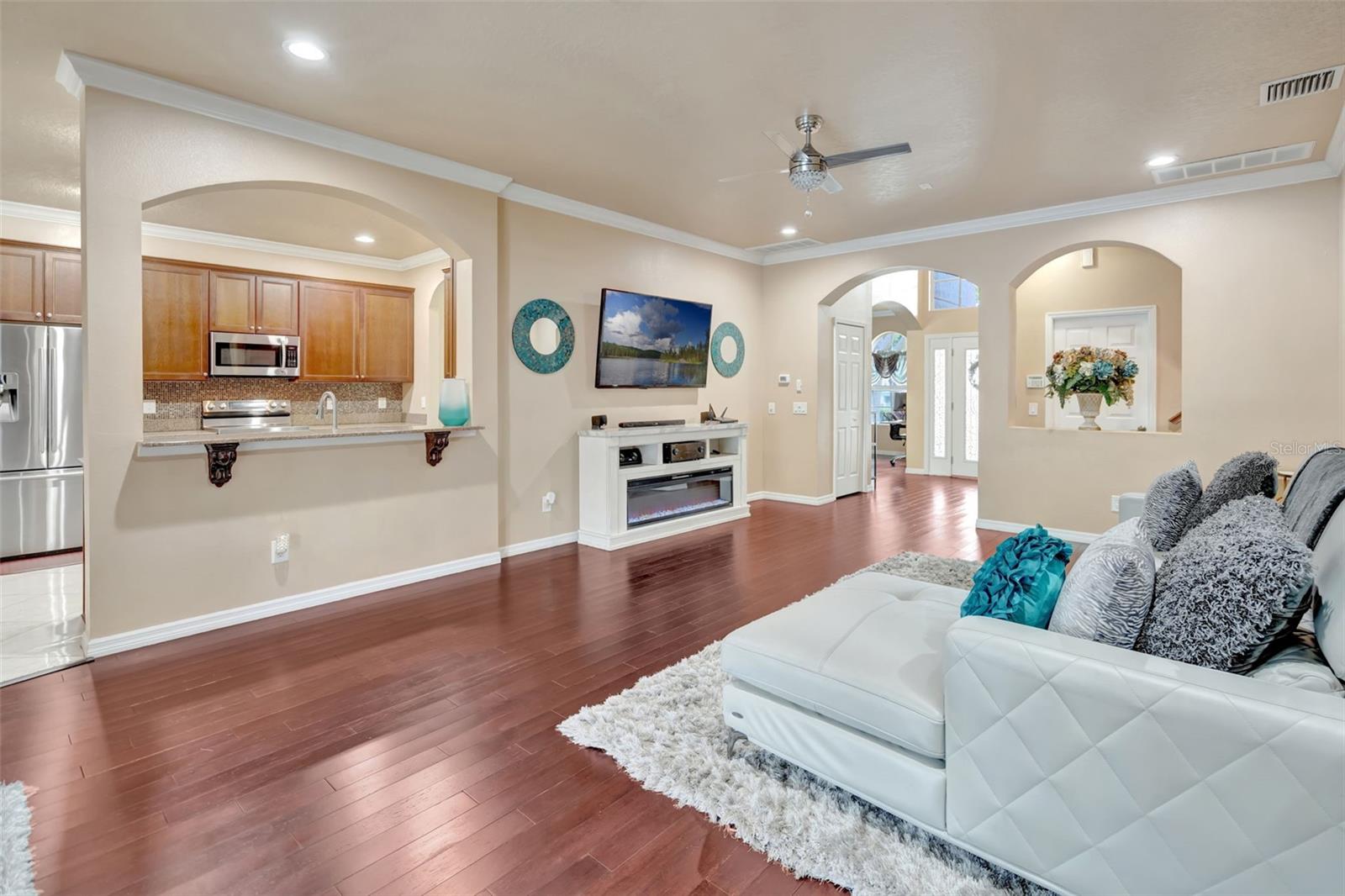 WESLEY CHAPEL, Florida, 33545, United States, 5 Bedrooms Bedrooms, ,3 BathroomsBathrooms,Residential,For Sale,1981235