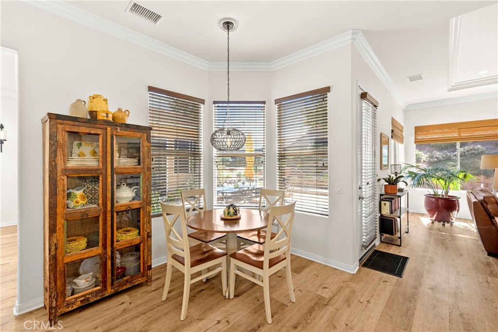 Murrieta, California, 92562, United States, 5 Bedrooms Bedrooms, ,3 BathroomsBathrooms,Residential,For Sale,1837849