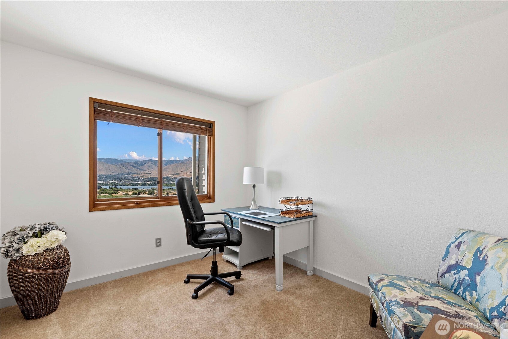 East Wenatchee, Washington, 98802, United States, 3 Bedrooms Bedrooms, ,2 BathroomsBathrooms,Residential,For Sale,1876357