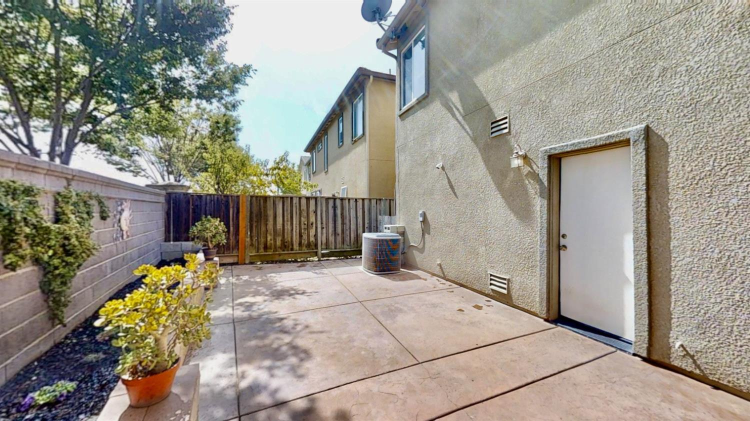 Sacramento, California, 95835, United States, 4 Bedrooms Bedrooms, ,3 BathroomsBathrooms,Residential,For Sale,1887993