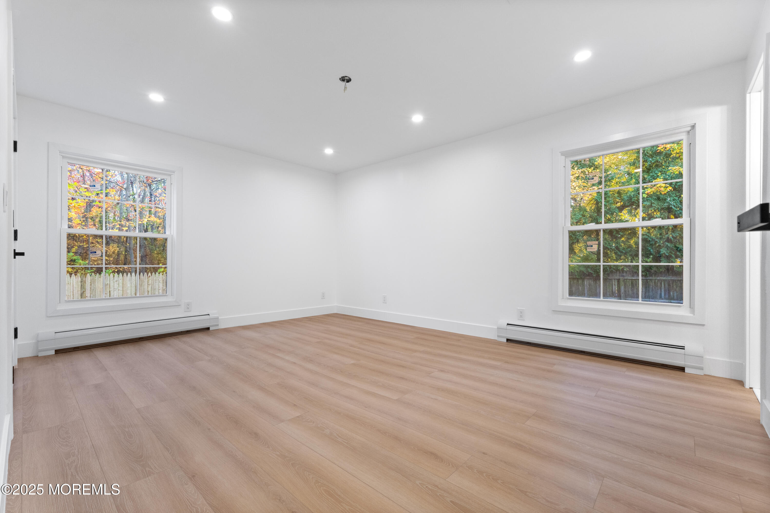 Middletown, New Jersey, 07748, United States, 3 Bedrooms Bedrooms, ,3 BathroomsBathrooms,Residential,For Sale,1987371