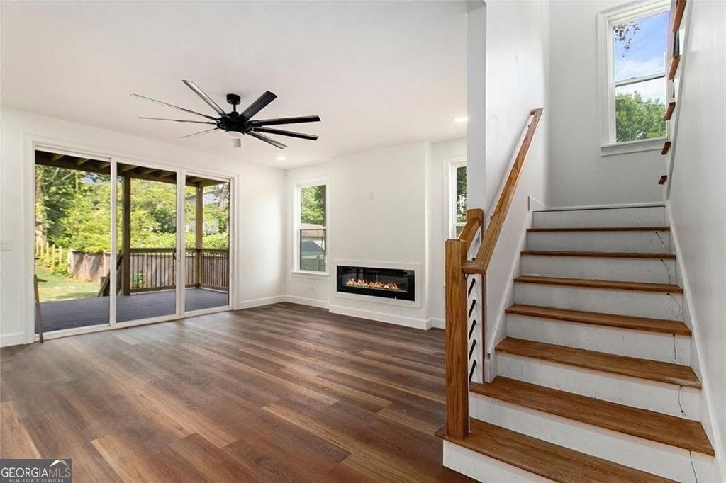 Smyrna, Georgia, 30080, United States, 4 Bedrooms Bedrooms, ,3 BathroomsBathrooms,Residential,For Sale,1913057