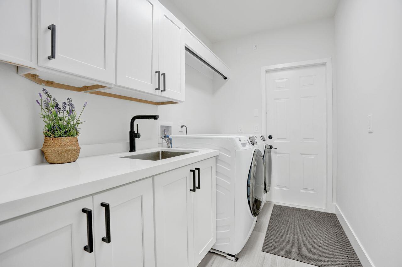 West Palm Beach, Florida, 33412, United States, 3 Bedrooms Bedrooms, ,3 BathroomsBathrooms,Residential,For Sale,1950844