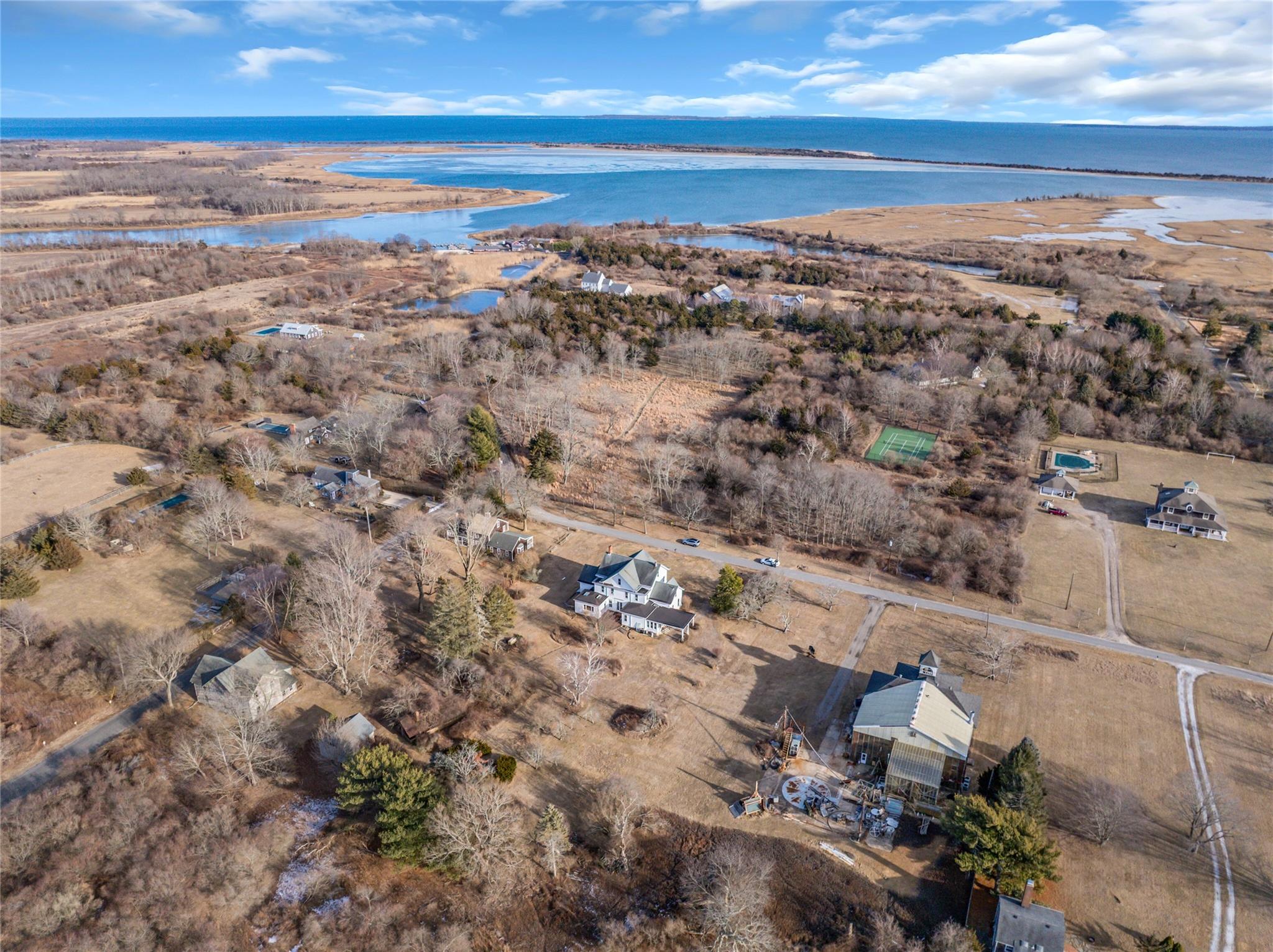 Orient, New York, 11957, United States, 7 Bedrooms Bedrooms, ,3 BathroomsBathrooms,Residential,For Sale,1696050