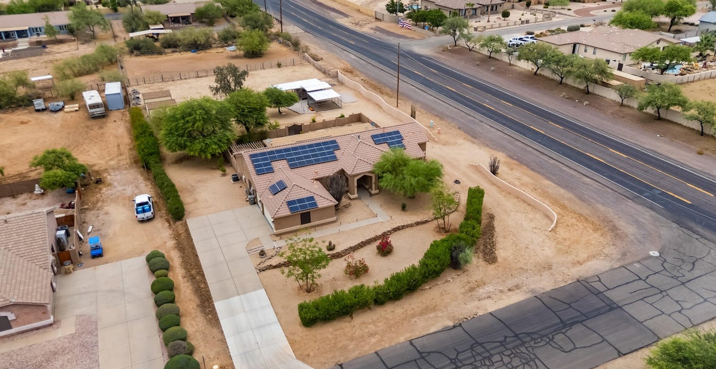  512 E Jordon Lane  Phoenix, AZ - 物件實景