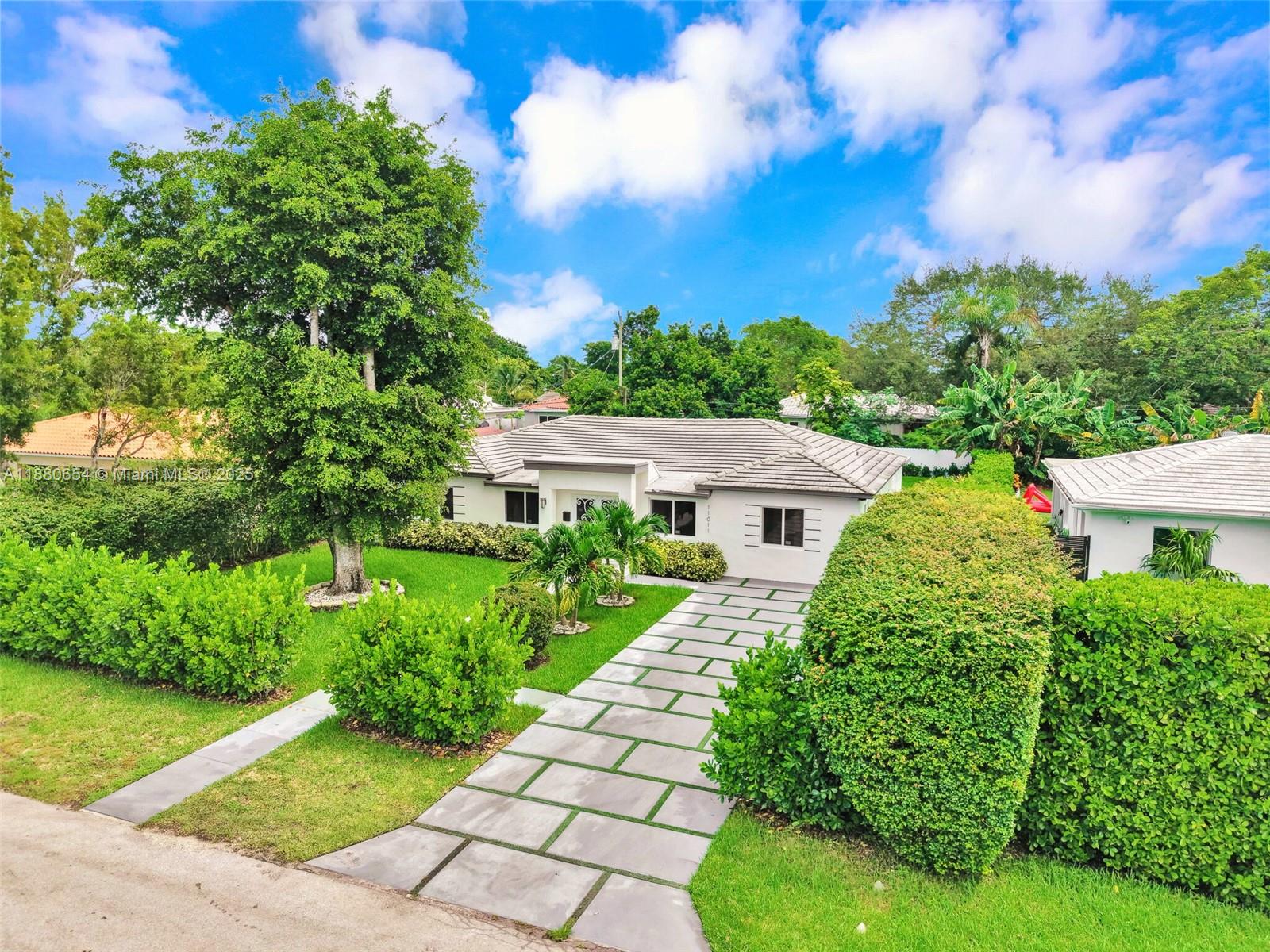 Biscayne Park, Florida, 33161, United States, 6 Bedrooms Bedrooms, ,3 BathroomsBathrooms,Residential,For Sale,1949664