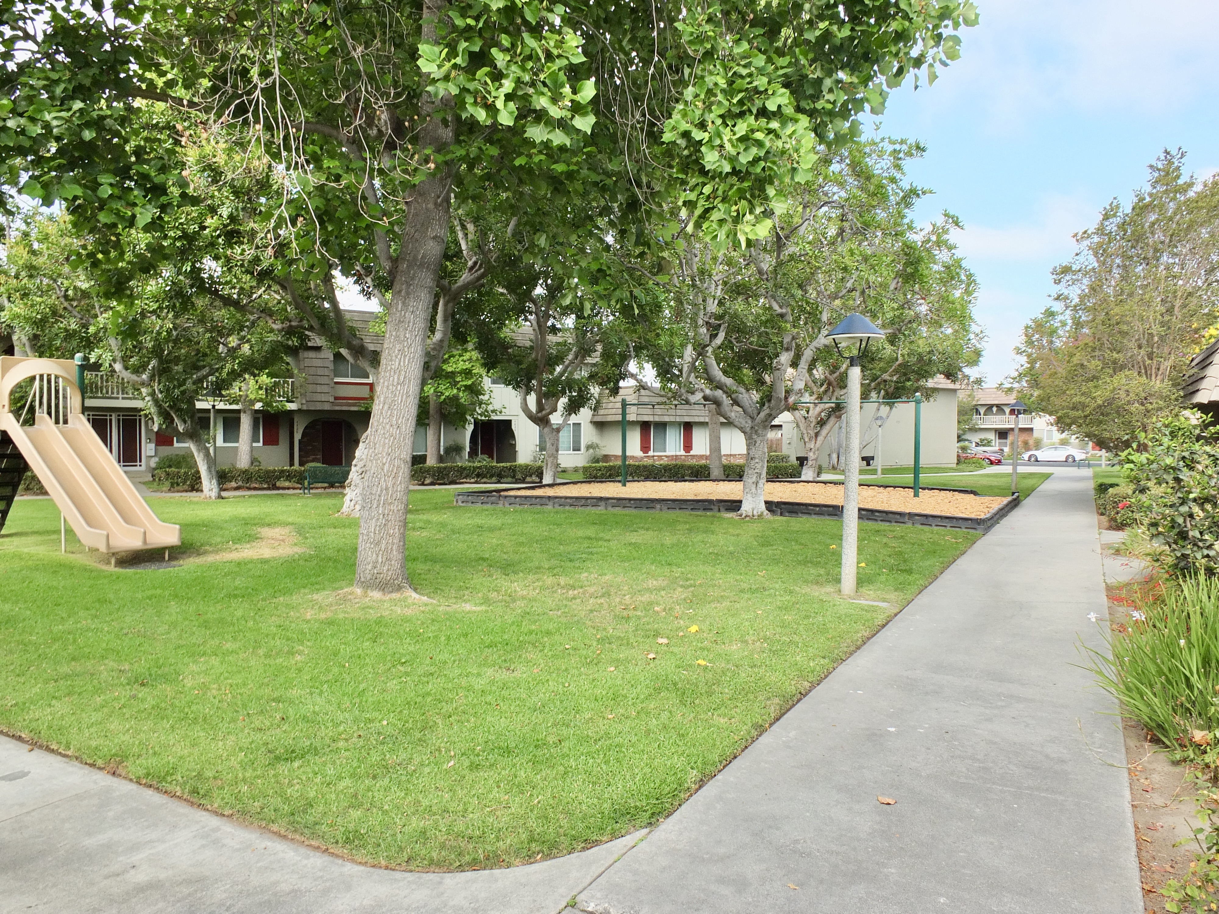 Cypress, California, 90630, United States, 3 Bedrooms Bedrooms, ,1 BathroomBathrooms,Residential,For Sale,1905595