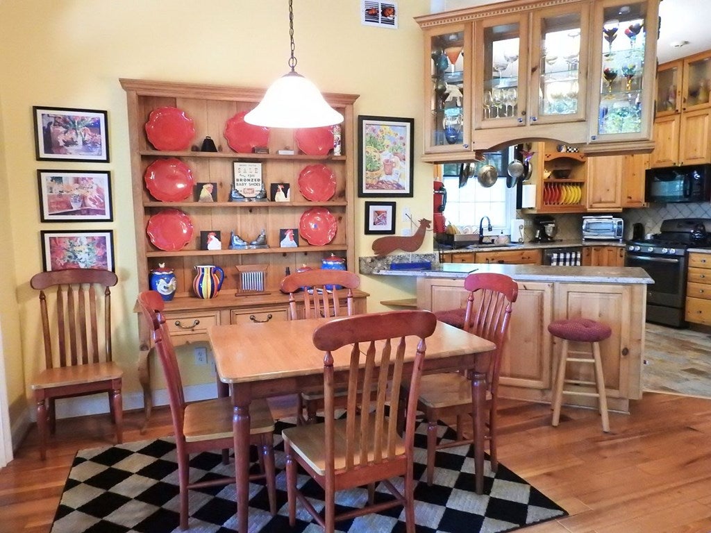 Blue Ridge, Georgia, 30513, United States, 5 Bedrooms Bedrooms, ,5 BathroomsBathrooms,Residential,For Sale,1859095