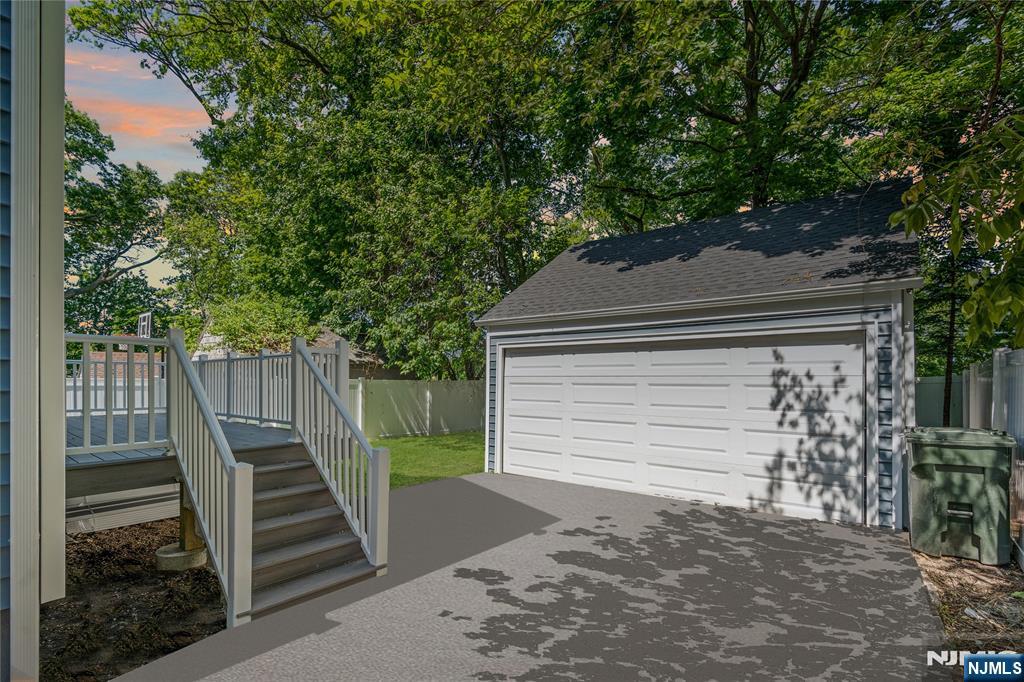 Rutherford, New Jersey, 07070, United States, 3 Bedrooms Bedrooms, ,4 BathroomsBathrooms,Residential,For Sale,1826504