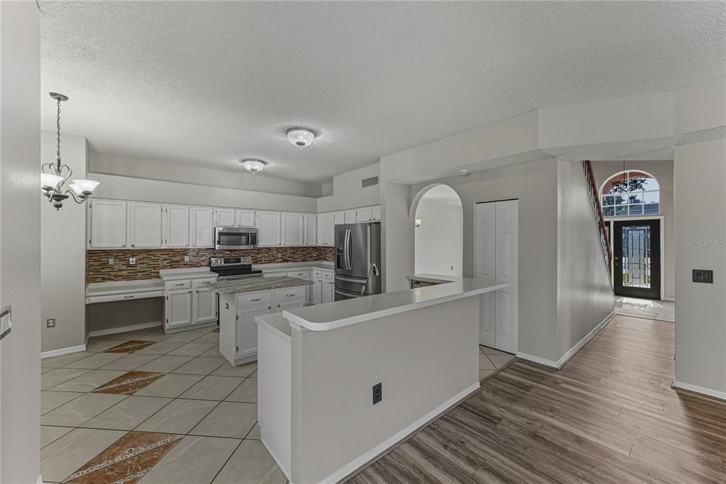 Oldsmar, Florida, 34677, United States, 5 Bedrooms Bedrooms, ,3 BathroomsBathrooms,Residential,For Sale,1988013