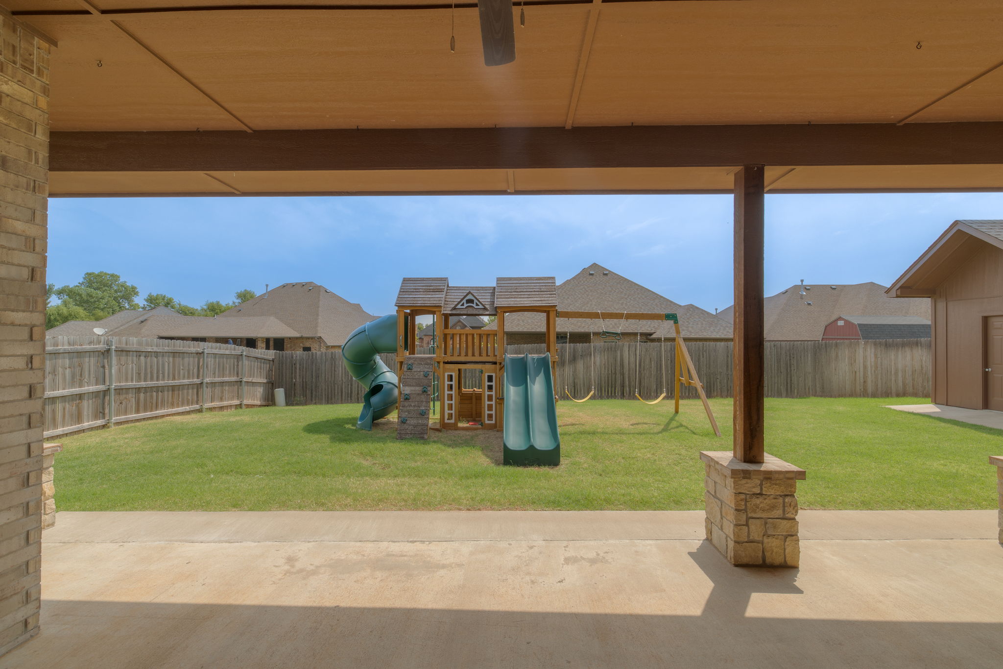  3904 Wedgewood Creek Drive, Oklahoma City, OK 73179 - 物件實景