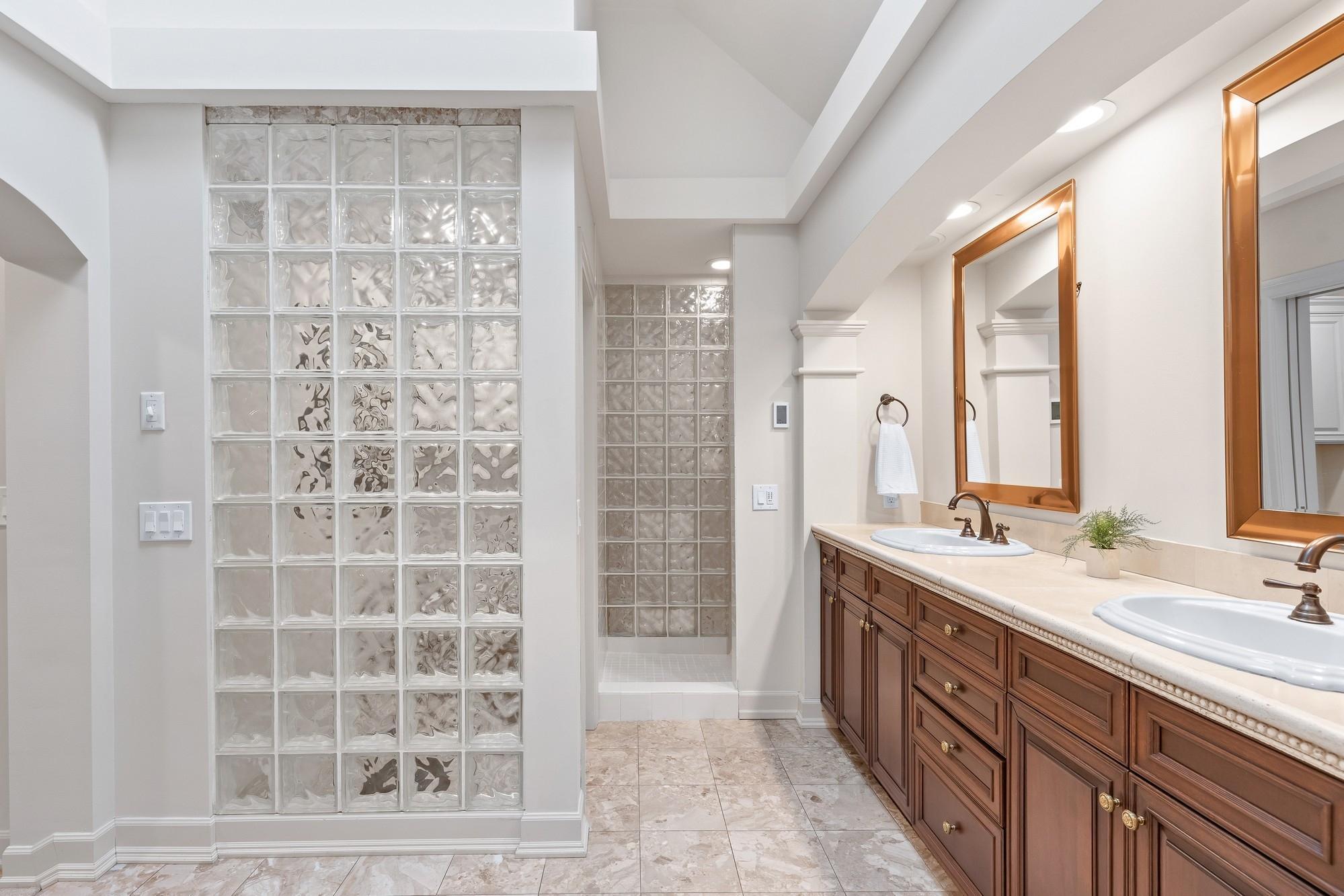 Eden Prairie, Minnesota, 55347, United States, 6 Bedrooms Bedrooms, ,6 BathroomsBathrooms,Residential,For Sale,1902049