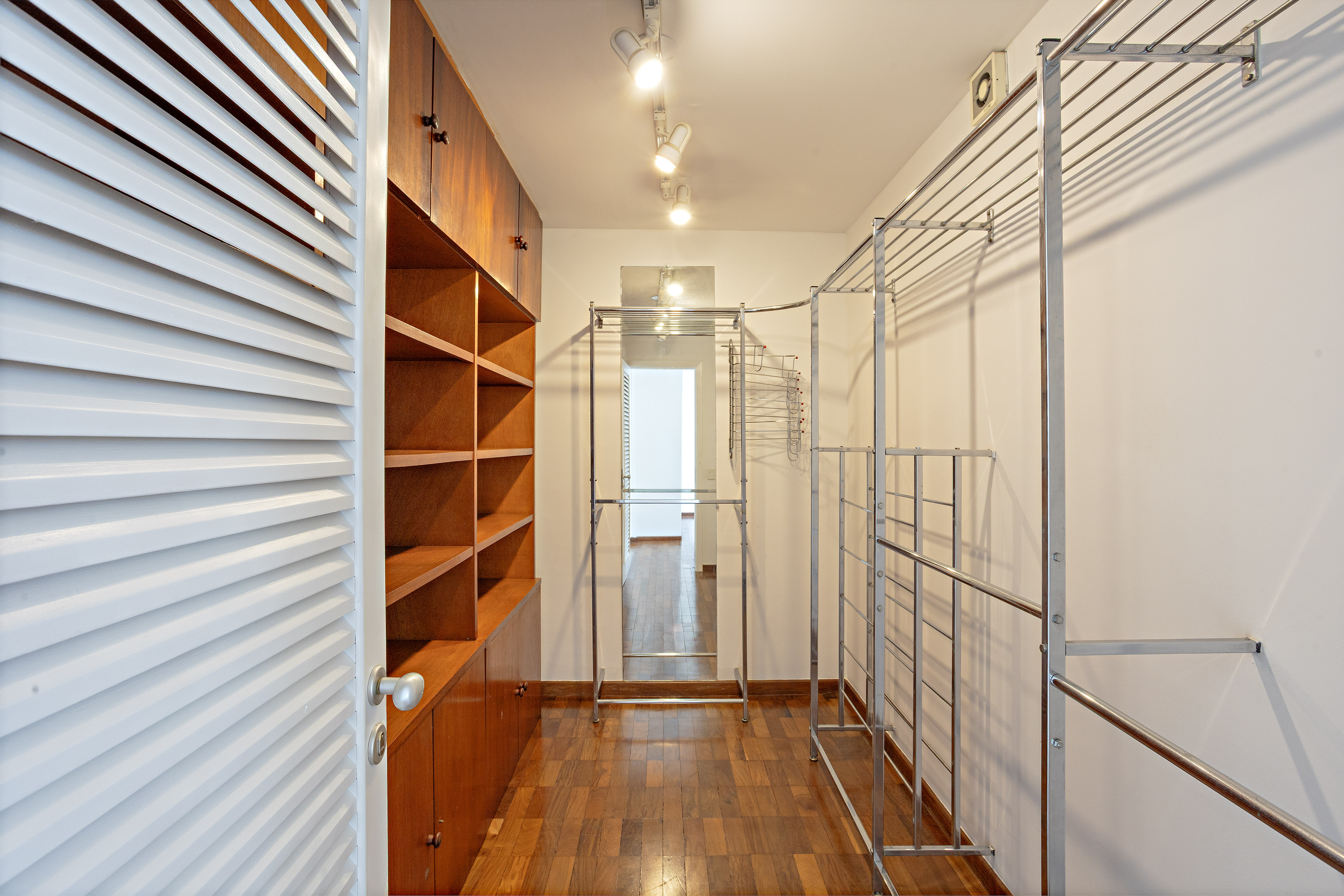  Apartment with views of Clube Paulistano in brutalist building - 物件實景