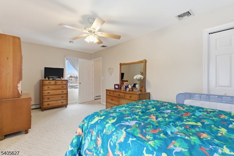 Carteret Boro, New Jersey, 07008, United States, 4 Bedrooms Bedrooms, ,3 BathroomsBathrooms,Residential,For Sale,2009745