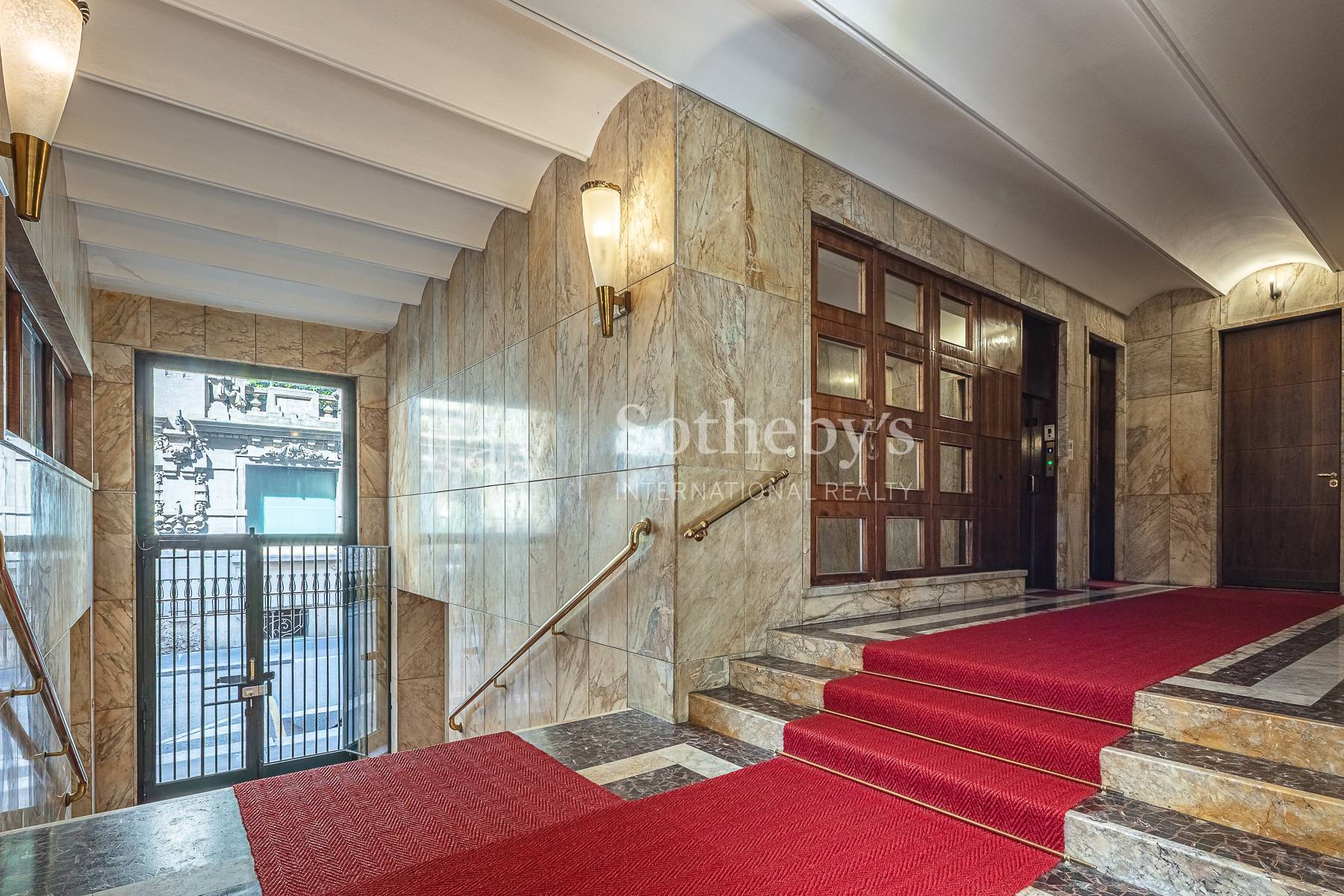  Elegant furnished pied-à-terre between Brera and Via della Spiga - 物件實景